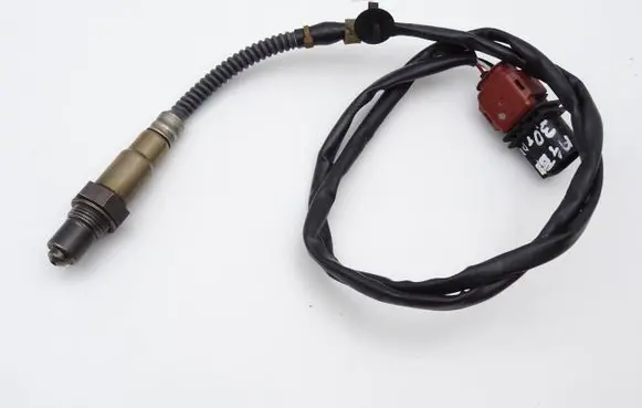 Audi A4 S4 B7 8E 8H Lambda probe sensor 059906262E 0281004038