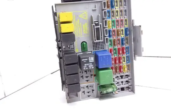 Opel Astra G Fuse box set 24412497 90191753