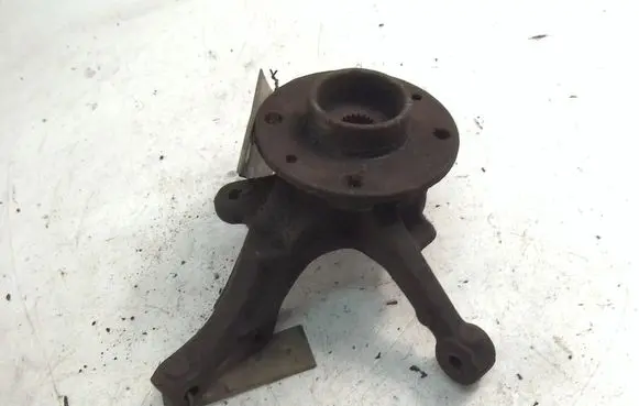 Alfa Romeo 6 119 Front wheel hub spindle knuckle 