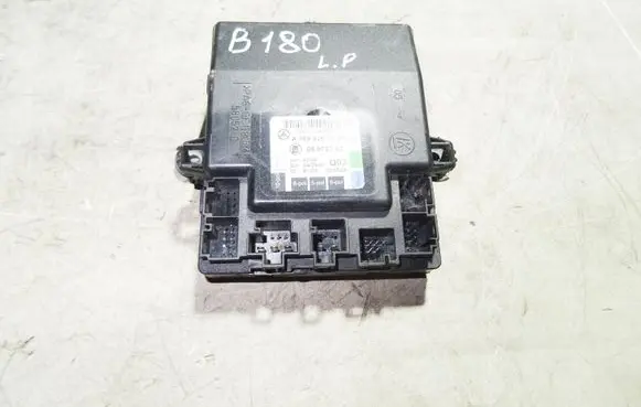 Mercedes-Benz B W245 Door control unit/module 1698207026