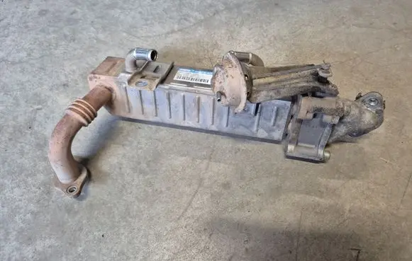 Toyota Hilux (AN10, AN20, AN30) EGR valve cooler 2560130080
