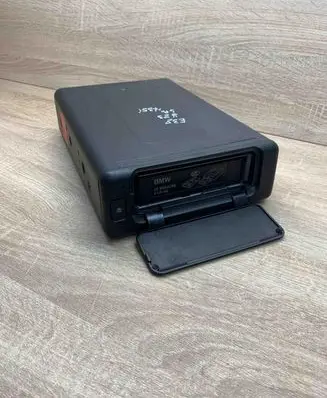 BMW 7 E38 Navigation unit CD/DVD player 6907035