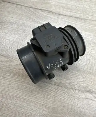 Volvo V70 Mass air flow meter 9202199 1974080030