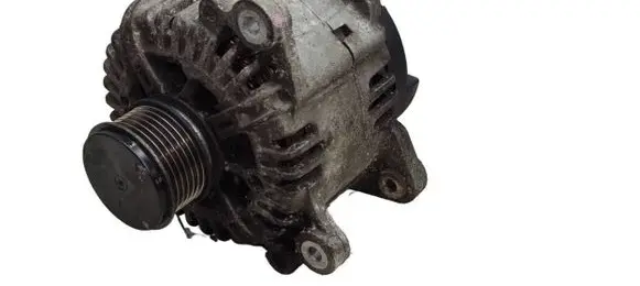 Skoda Octavia Mk2 (1Z) Generator/alternator 06F903023C