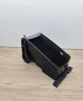 Volvo V70 Glove box 30643625