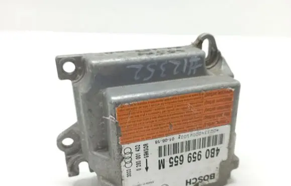 Audi A6 S6 C5 4B Airbag control unit/module 4B0959655M 0285001432
