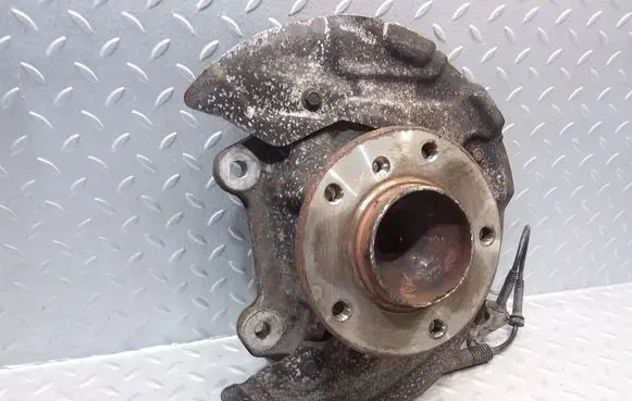 BMW 1 E81 E87 Front wheel hub 6773209