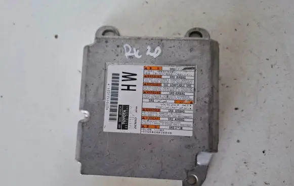 Lexus RX 450H Airbag control unit/module 8917048D40 1521003112