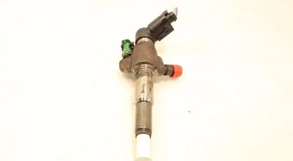 Fuel injector