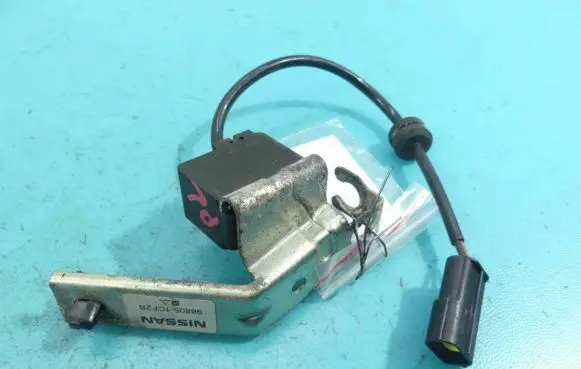 Infiniti FX Front air suspension height level sensor 002455000084 IMPRK1204554