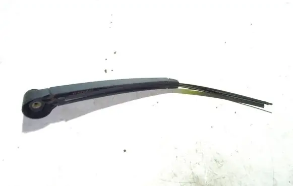 Volkswagen PASSAT B7 Rear wiper blade arm 987083352