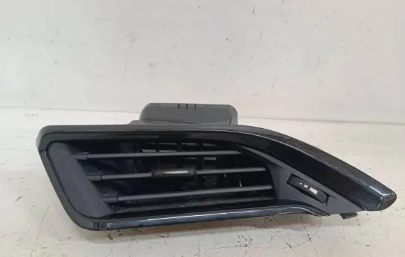 Peugeot 208 Dashboard side air vent grill/cover trim 9633131777 2772002100