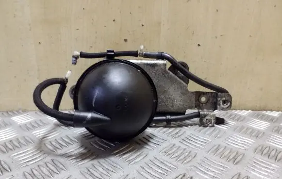 Vacuum air tank