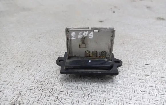 Nissan Note (E11) Heater blower motor/fan resistor