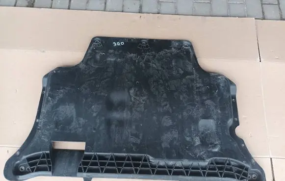 Volkswagen PASSAT B8 Engine splash shield/under tray 3Q0825901B 3Q0825902B
