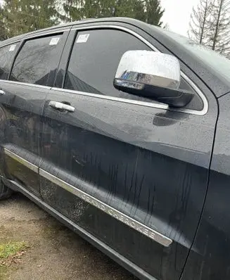 Jeep Grand Cherokee Front door