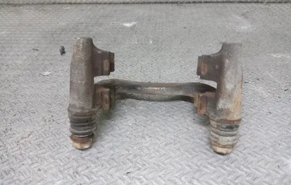 Audi A4 S4 B5 8D Brake caliper pad carrier rear 