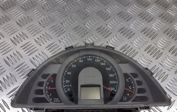 Volkswagen Fox Tachometer 5Z0920820QX