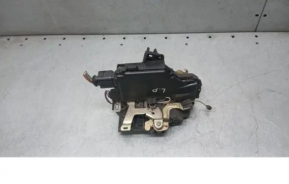 Skoda Octavia Mk1 (1U) Front door lock