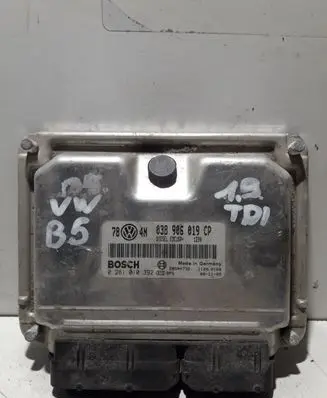 Volkswagen PASSAT B5 Engine control unit/module 038906019CP
