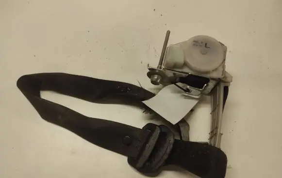 Opel Zafira A Front seatbelt 29100135