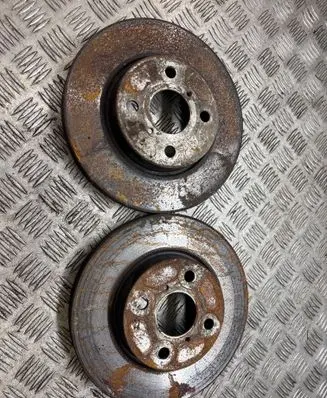 Toyota Yaris Front brake disc