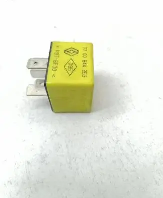 Renault Scenic I Other relay 7700844253