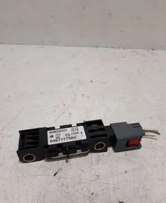 Chrysler Voyager Airbag deployment crash/impact sensor 04671779AC 170206 4698202453