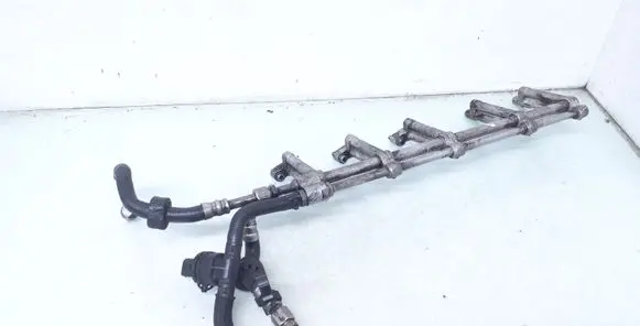 Volkswagen Phaeton Fuel main line pipe 07Z127511J 07Z133317