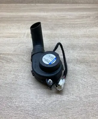 Mercedes-Benz C W204 Engine control unit/module fan A2049060215 RV4018