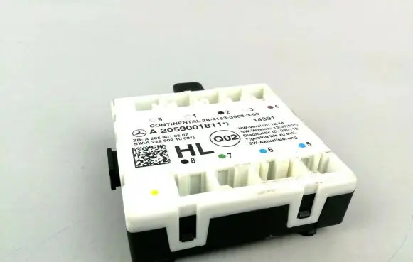 Mercedes-Benz C W205 Door control unit/module A2059001811