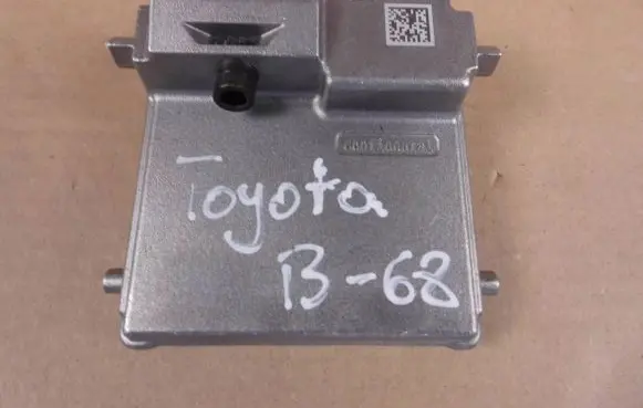 Toyota Yaris XP210 Windshield/windscreen camera 8646C0W020