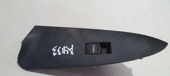 Toyota RAV 4 (XA30) Electric window control switch 7423242060 74232-42060