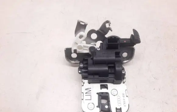 Audi A8 S8 D4 4H Loading door lock 4H0827505 143169180112