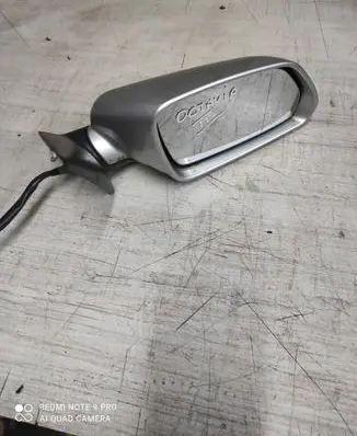 Skoda Octavia Mk2 (1Z) Manual wing mirror 