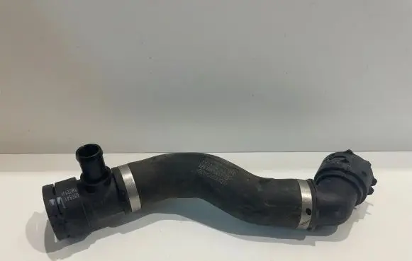 Audi Q7 4M Engine coolant pipe/hose 4M0122101EB