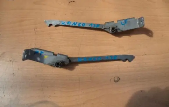 Renault Kangoo II Rear door hinge set 223471
