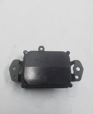 Toyota RAV 4 (XA50) Distronic sensor radar 10R059602