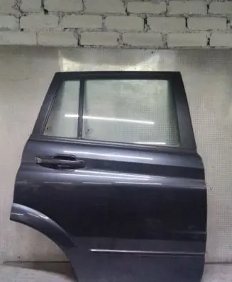 SsangYong Kyron Rear door