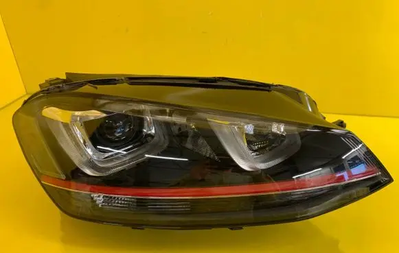 Volkswagen Golf VII Headlight/headlamp 5G1941752A