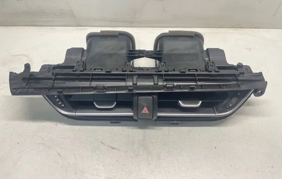 Toyota C-HR I Dash center air vent grill 55670F4010