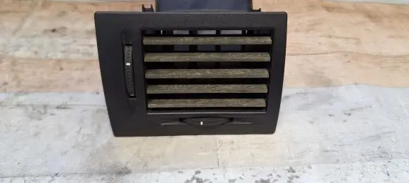 Opel Meriva A Dashboard side air vent grill/cover trim 464652911