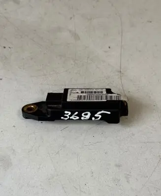 Mercedes-Benz C W203 Airbag deployment crash/impact sensor 0018204426 0003020931702372