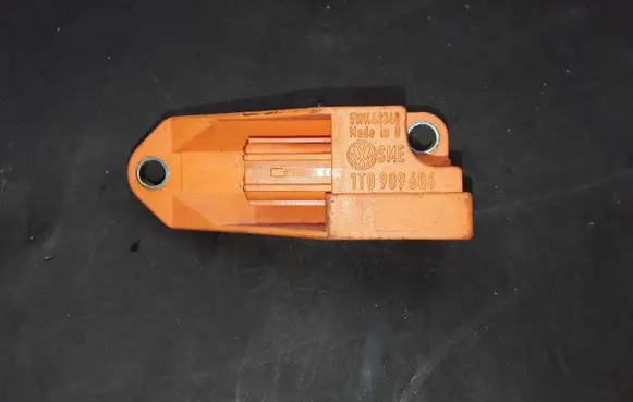 Volkswagen Touran I Airbag deployment crash/impact sensor 1T0909606 5WK43340