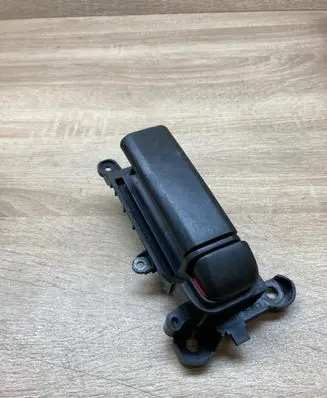 Mazda 5 Front door interior handle E18L