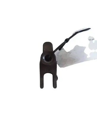 Hyundai Santa Fe Fuel Injector clamp holder 