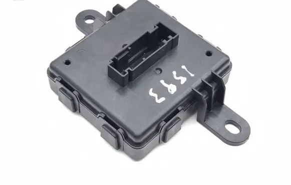 Audi A3 8Y Keyless (KESSY) go control unit/module 5WA959436P 5ZA01385404