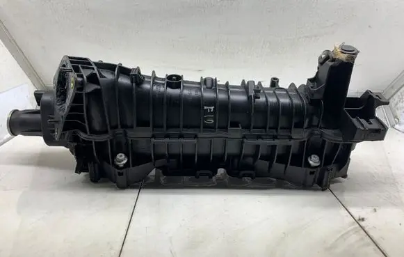BMW 5 F10 F11 Intake manifold
