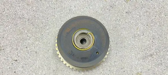 BMW M6 Camshaft pulley/ VANOS 7600085 11367600085