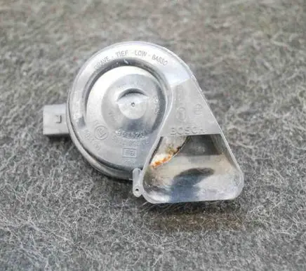 Audi A4 S4 B8 8K Horn signal 8T0951221